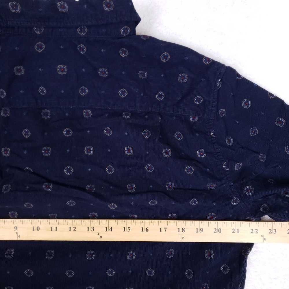 American Eagle Corduroy Button Up Men M Navy Blue Geometric Classic Fit‎ Shirt - Picture 7 of 8